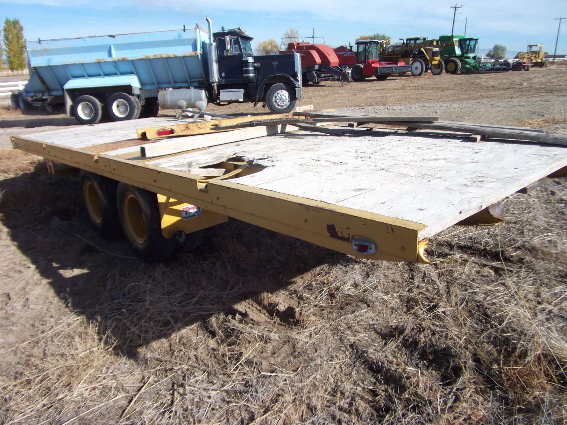 1977 Buhl 21’ tandem dual axle tilt bed trailer - Image 2 of 5