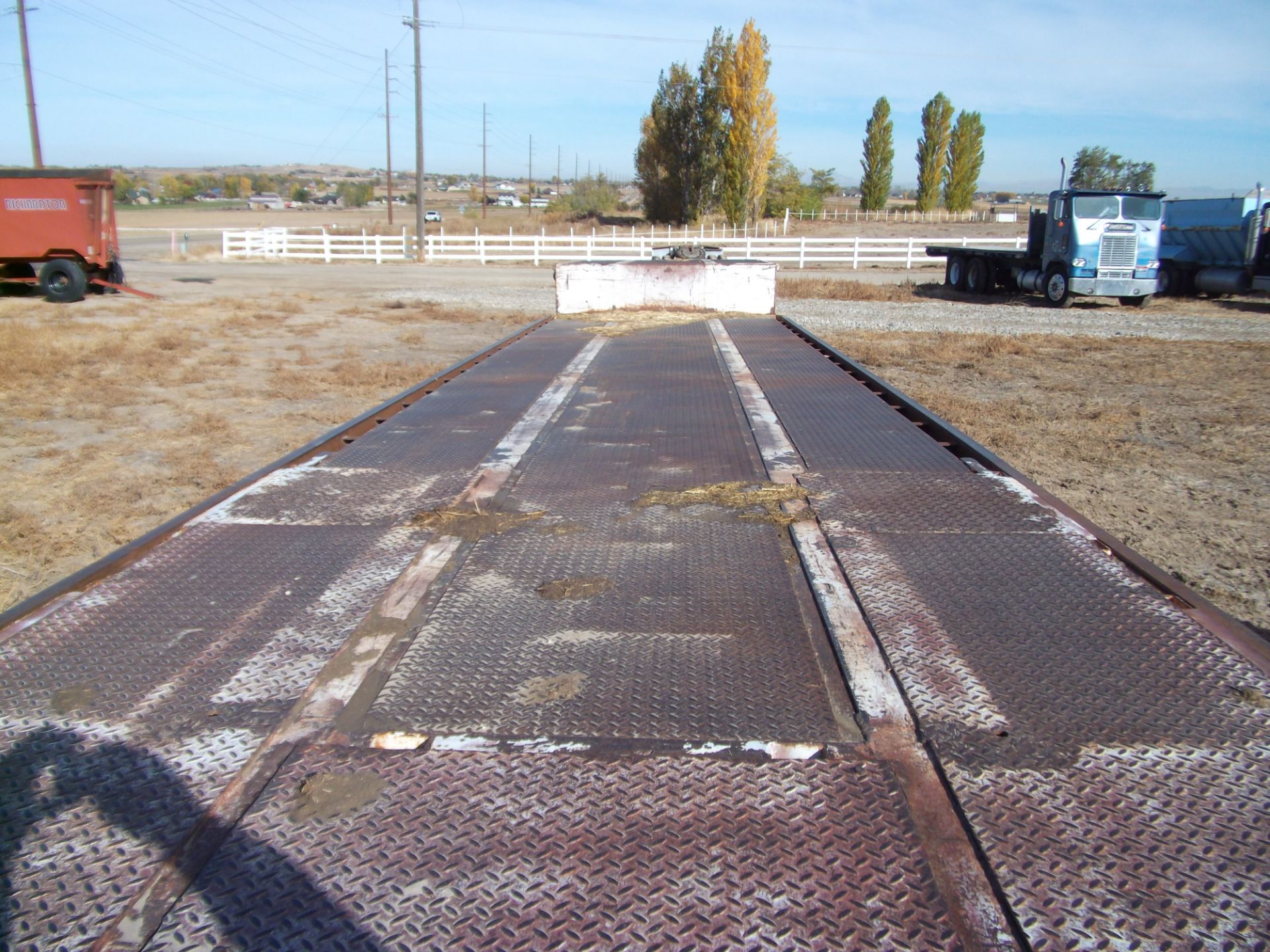 1979 Fontaine 42’ drop deck semi-trailer w/ steel deck - Image 5 of 5