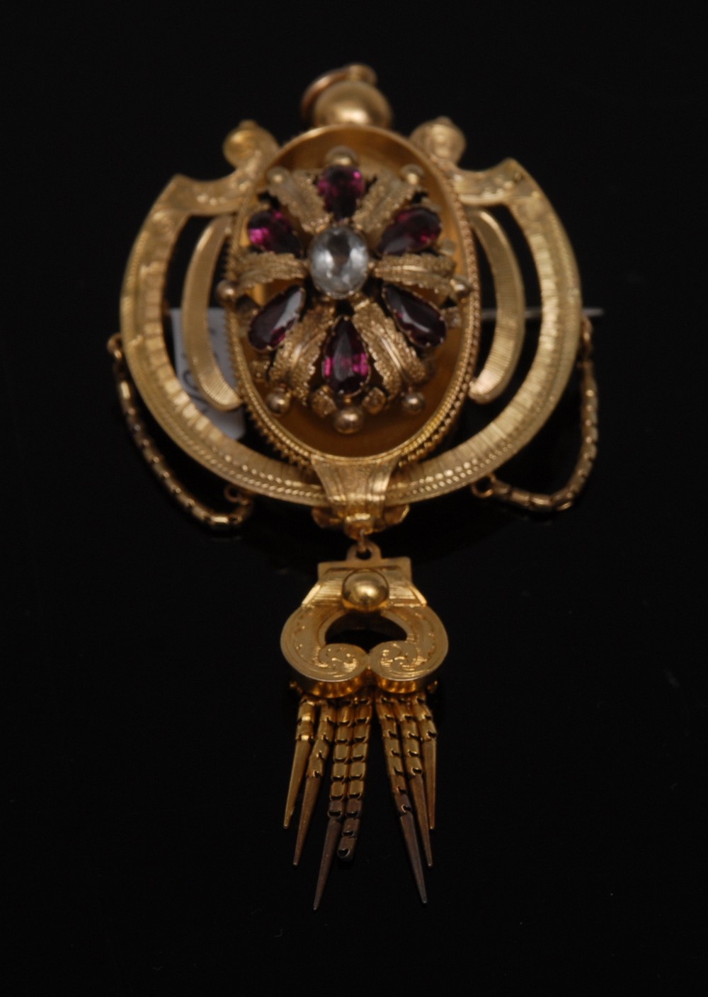 A Victorian mourning brooch,