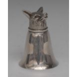 An Elizabeth II silver novelty stirrup cup, crested by a fox mask, 8.