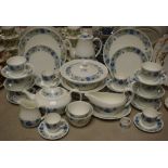 Wedgwood Clementine pattern dinner and tea service - five dinner plates, nine tea plates,