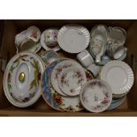 Ceramics - Table china inc Royal Albert Old Country Rose, Royal Crown Derby Posies, Royal Worcester,