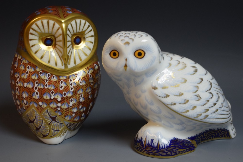 A Royal Crown Derby paperweight, Snowy Owl, guild exclusive, gold stopper, boxed; another,