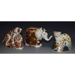 A Royal Crown Derby paperweight, Leopard Cub, commissioned by Sinclairs, 1046/1500, gold stopper,