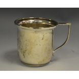 A silver christening cup marked B.B.S.LD, Birmingham, dated 1932 , 66.