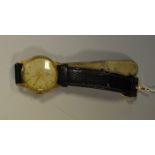 A gentleman's Tudor wristwatch, 9ct gold case c.
