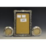 Silver photograph frame, Birmingham 1905, 13.5cm x 8.