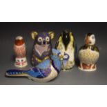 Royal Crown Derby paperweights - a penguin and chick; a puffin; a hummingbird; a blue jay;