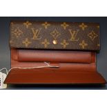 A Louis Vuitton lady's wallet,