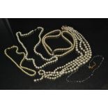 Pearls -a south sea islands cultured pearl single strand necklace, others cultured, simulated,