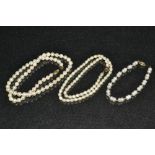 Pearls - a single strand cultured free form pearl necklace,