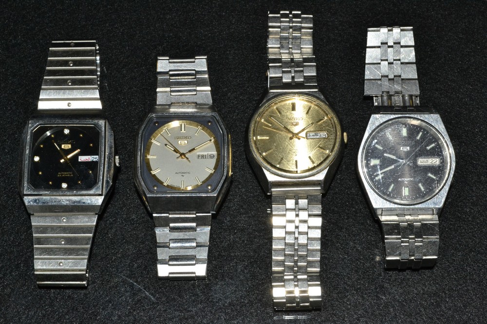 Watches - a vintage Seiko 5 automatic wristwatch, 7009-5431L-R, canted stainless steel case,