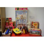 Pedigree Sindy Toys - including House 44570; Dining Table and chairs,