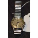 A vintage Roamer wrist watch, 17 jewel movement,