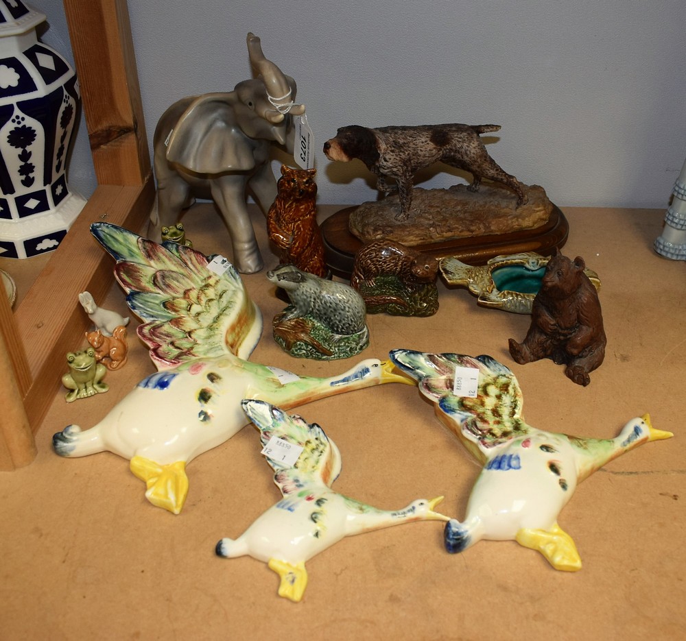 Ceramics - a set of three Ellgreave Pottery flying ducks;