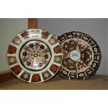 A Royal Crown Derby Imari 1128 pattern side plate, 21.5cm diam.