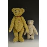 Steiff Teddy Bears - a reproduction of an early Steiff 43 PAB 1904 Teddy bear, 43cm high,