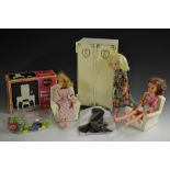 Sindy Dolls - 1970s comprising centre part Sindy,