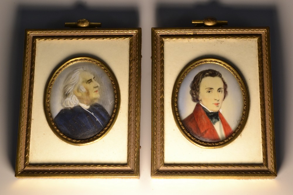 French School (early 20th century), a pair of musical portrait miniatures, Chopin and Liszt, oval,