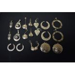 Quantity of silver and silver coloured metal earrings