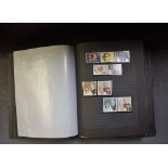 ** Stamp /stamps : Collection GB QEII. Well mounted and UMM. Postal face about £180.