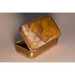 A 19th century agate rounded rectangular snuff box, hinged cover, gilt copper mounts, 6.