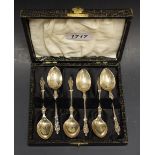 A set of six hallmarked silver Apostle teaspoons, London 1912,