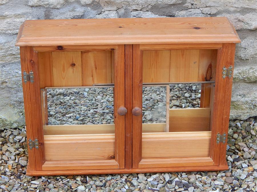 Pine hanging Shelves and a small pine wall hanging cupboard - Image 4 of 5