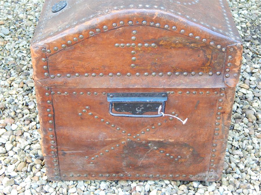 Leather clad brass studded dometop trunk. - Image 5 of 8