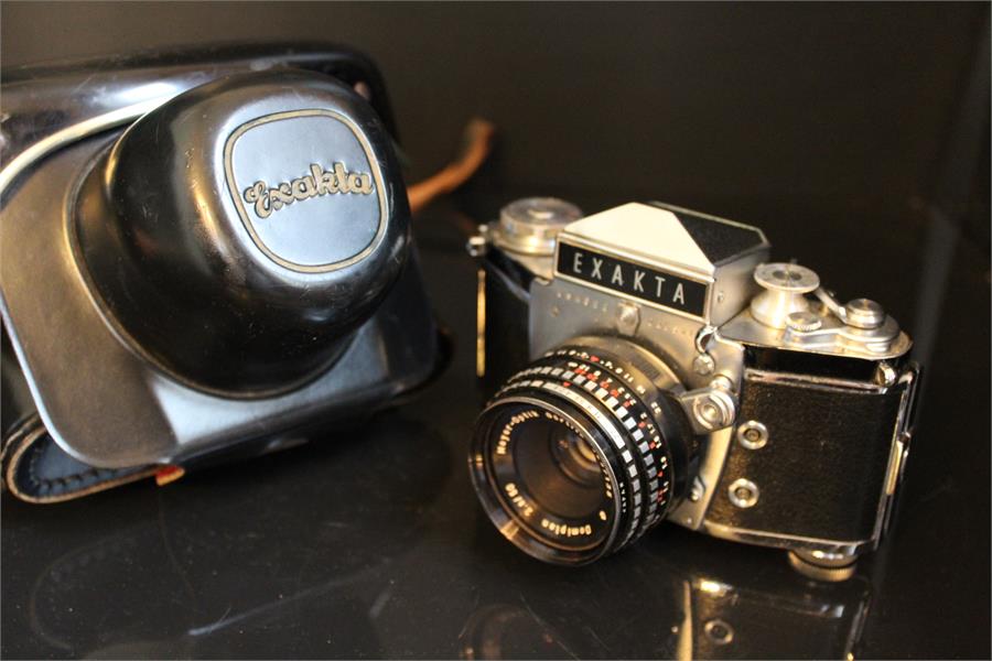 Exakta Jhagee Dresden vintage camera no. VXIIa - 943857 with domiplan meyer - optic Gorlitz f2.8