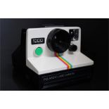 Polaroid 1000 Land camera