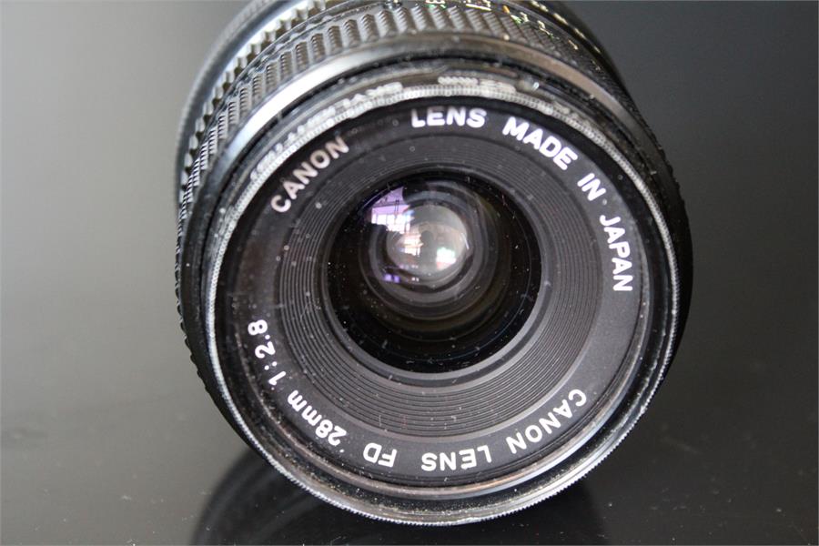 A Canon lens FD 28mm 1:2.8 No. 968453 Fitted with HOYA 52mm Skylight - Image 2 of 2