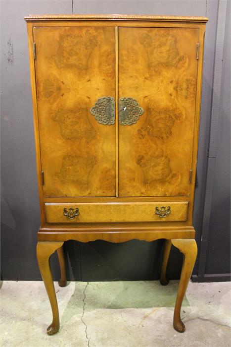 Cocktail Cabinet in Walnut - 20th century - Jeffery sons and co Northampton