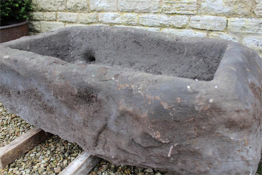 A Large stone trough garden planter, previously from a farm in Yorkshire, measuring approximately: - Image 10 of 13