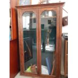 Oak glazed gun cabinet (note: this is offsite at sellers home near auction house)