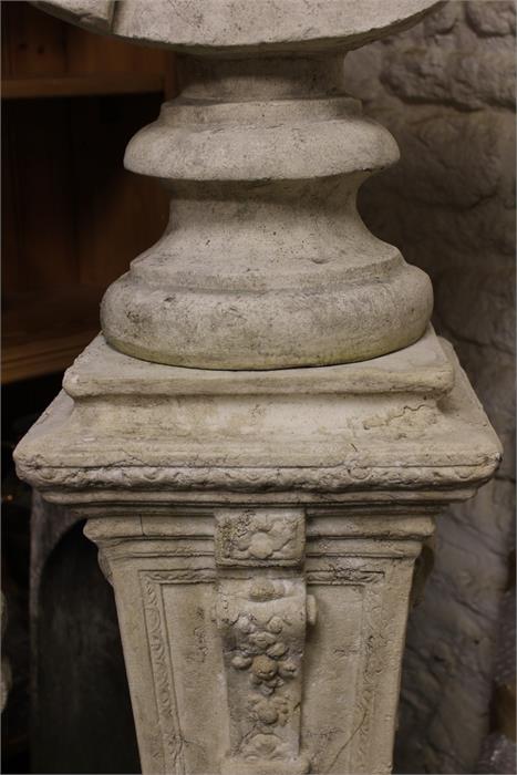 Julias Ceaser bust on square tapered pedestal - stone effect resin. - Image 3 of 14