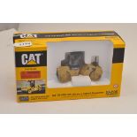 NORSCOT 1:50 SCALE CAT CB- 534D XW VIBRATORY ASPHALT COMPACTOR WITH BOX (VGC)