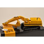 CLASSIC CONSTRUCTION MODELS 1:50 SCALE CAT 245 EXCAVATOR WITH BOX (VGC)