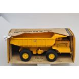 ERTL INTERNATIONAL PAY HAULER DUMP TRUCK WITH BOX (VGC)