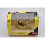 CAT 1:50 SCALE D6K XL TRACK - TYPE TRACTOR 55192 WITH BOX (VGC)
