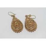 Antique 9ct gold earrings weight: approx 2.9 grams
