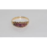 Vintage 14ct gold and rhodalite garnet ring weight: approx 1.5 grams, size: