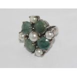 Large silver pearl & green gem set ring size: N-O/7