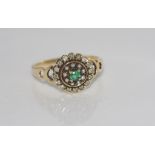 9ct yellow gold, emerald, diamond and pearl ring weight: approx 1.9 grams, size: O/7