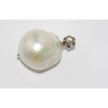 Baroque pearl pendant on 9ct white gold bail