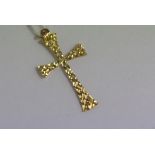 Hallmarked 9ct gold cross marked London 1973, weight: approx 1 gram