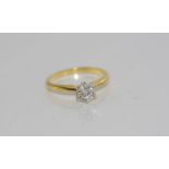 18ct yellow gold, diamond solitaire diamond approx 0.5+ct, weight: approx 2.3 grams, size: K/5