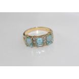 9ct yellow gold and blue topaz ring weight: approx 3.5 grams, size: M-N/6