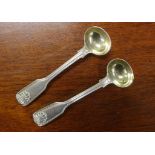 Pair of Kings pattern sterling silver salt spoons hallmarked London 1835, 48g approx.