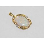 18ct yellow gold, solid opal and diamond pendant weight: approx 4.76 grams, size: approx 3cm